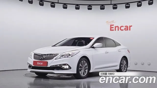 Hyundai Grandeur HG240 Modern