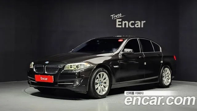 BMW 5-Series 528i