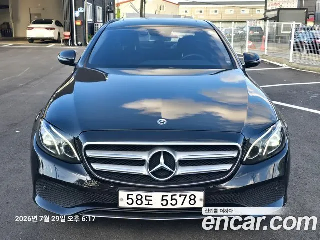 Mercedes-Benz E-Class E200 Avantgarde