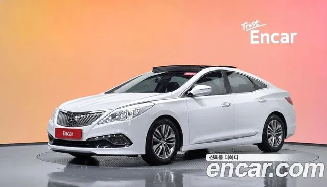 Hyundai Grandeur HG240 Modern