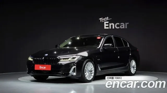 BMW 5-Series 530e Luxury