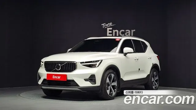 Volvo XC40 B4 Ultimate Bright