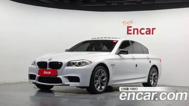 BMW 5-Series 528i