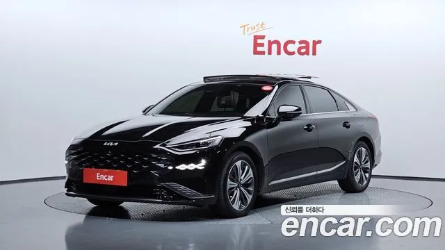 Kia K8 Signature