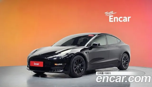 Tesla Model 3 Long Range AWD