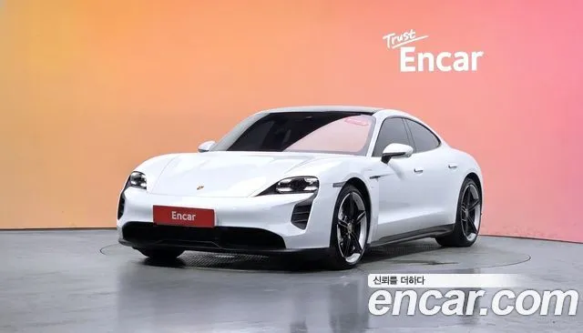 Porsche Taycan GTS