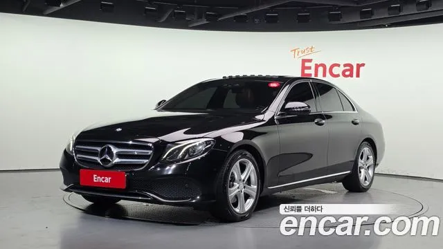 Mercedes-Benz E-Class E200 Avantgarde