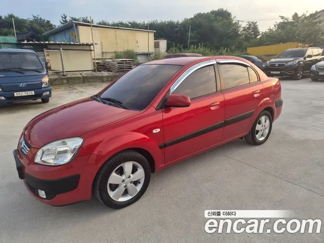 Kia pride 4DR 1.6 CVVT SLX