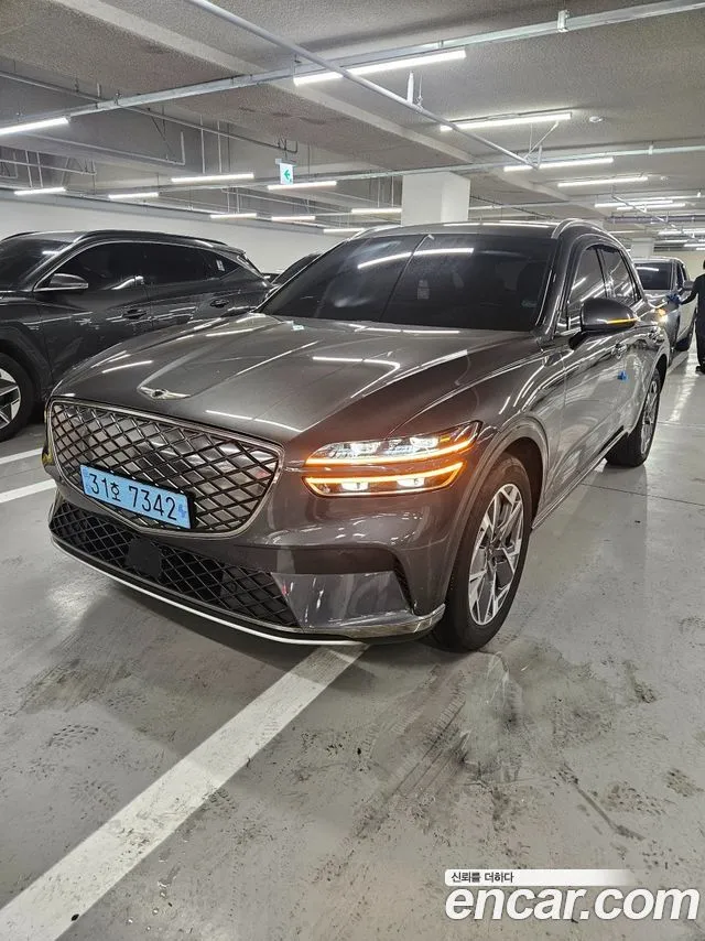 Genesis GV70 e-AWD