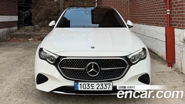 Mercedes-Benz E-Class E200 Avantgarde