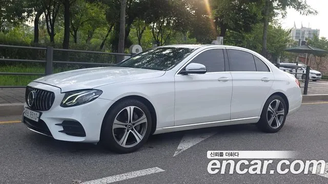 Mercedes-Benz E-Class E300 Avantgarde