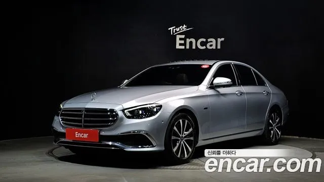Mercedes-Benz E-Class E300e 4MATIC Exclusive