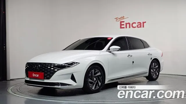 Hyundai Grandeur Le Blanc