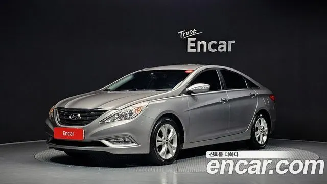 Hyundai Sonata Top