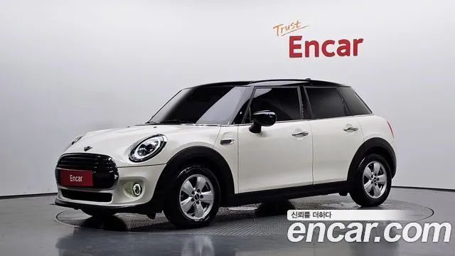 Mini Cooper 5Door Standard
