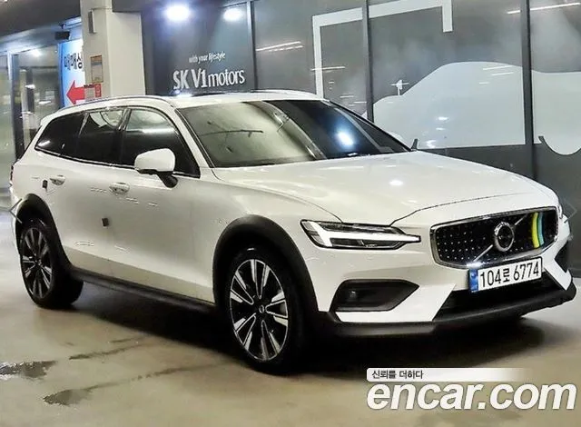 Volvo V60 B5 Ultimate AWD