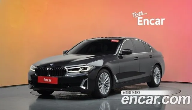 BMW 5-Series 530i Luxury