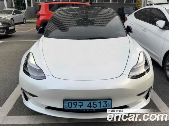 Tesla Model 3 RWD