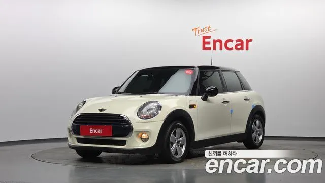 Mini Cooper 5Door Standard