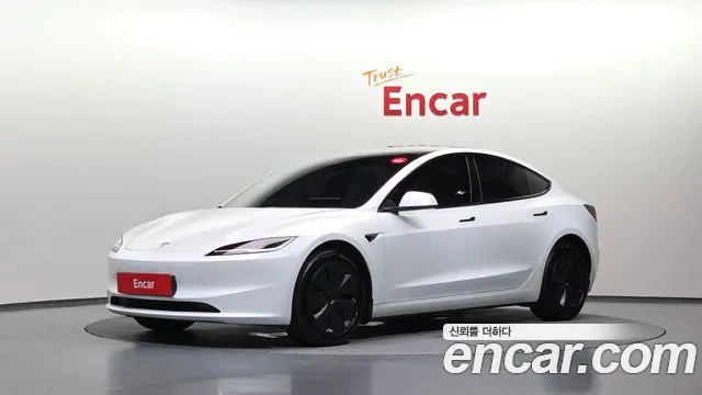Tesla Model 3 Long Range AWD