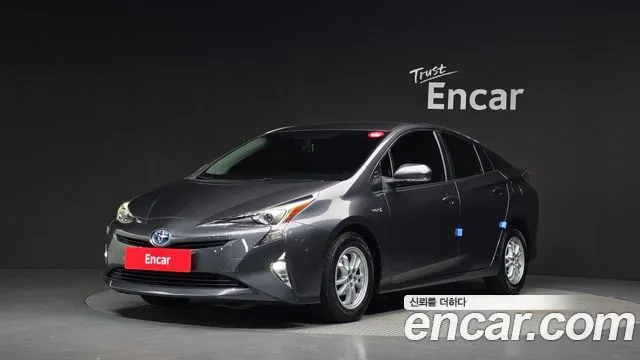 Toyota Prius 1.8 E