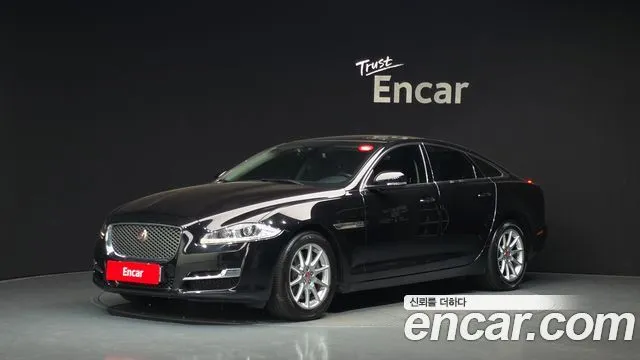 Jaguar XJ 2.0 Luxury SWB
