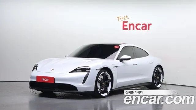 Porsche Taycan 4S