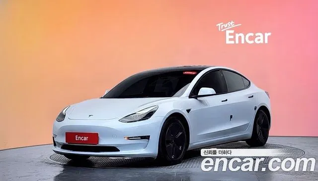 Tesla Model 3 Long Range AWD