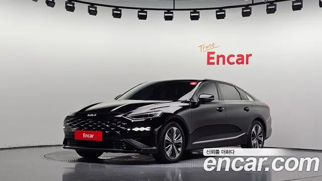 Kia K8 Signature