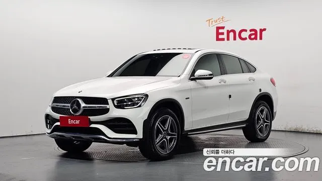 Mercedes-Benz GLC-Class GLC300e 4MATIC Coupe