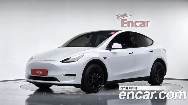 Tesla Model Y Long Range AWD