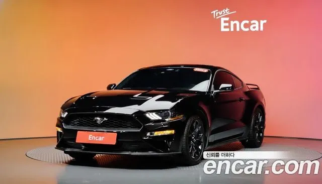 Ford Mustang Coupe