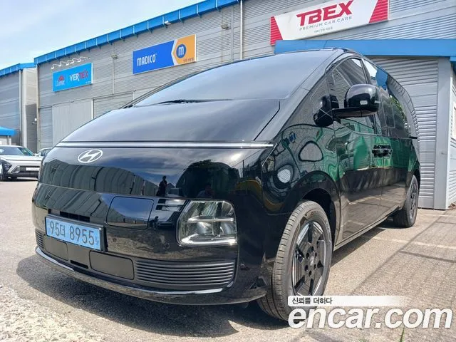 Hyundai Staria EV Cargo 5-Seater