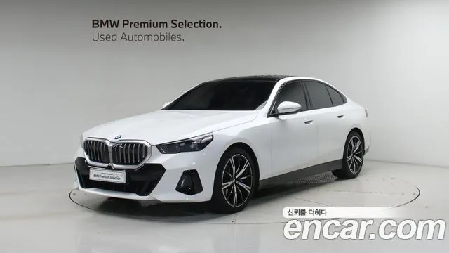 BMW 5-Series 530i xDrive M Sport