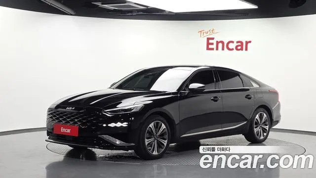 Kia K8 Signature