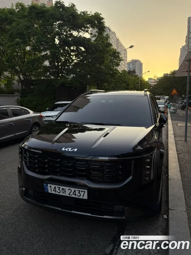 Kia Canival HEV 9seater Gravity