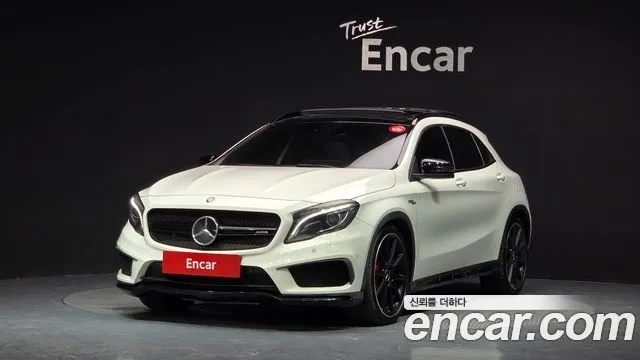 Mercedes-Benz GLA-Class GLA45 AMG 4MATIC