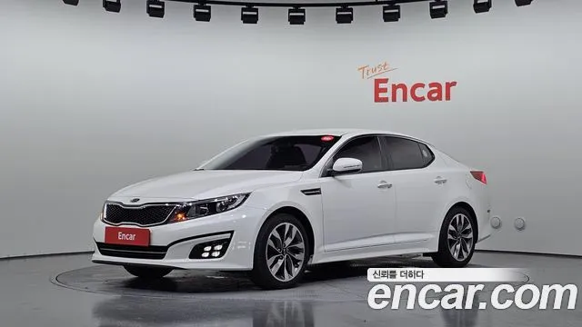 Kia K5 Luxury
