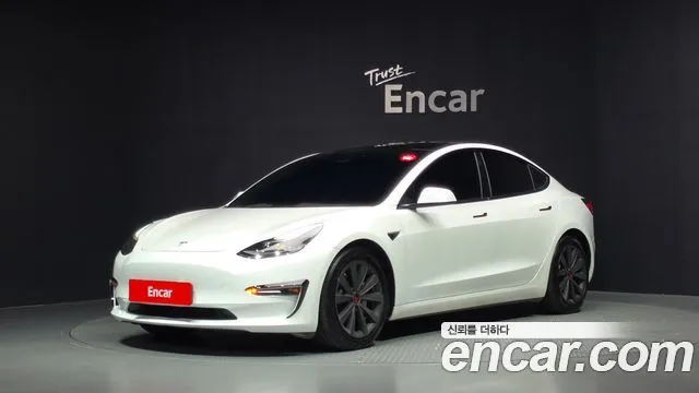 Tesla Model 3 Long Range AWD