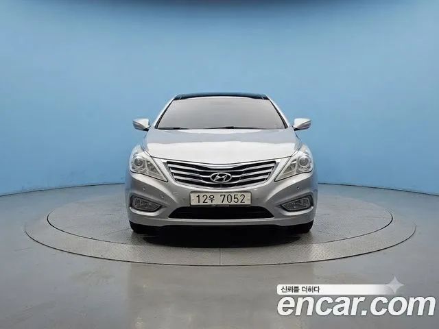 Hyundai Grandeur HG240 Luxury