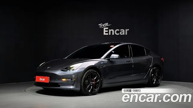 Tesla Model 3 Long Range AWD