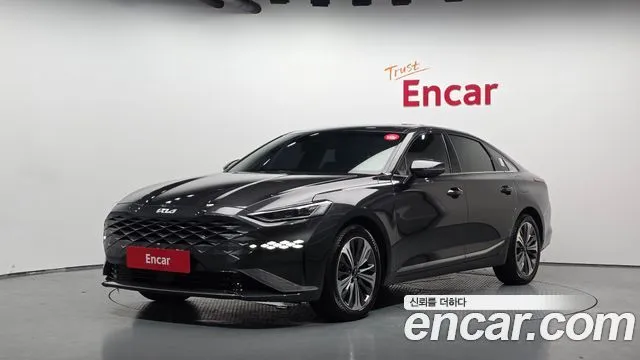 Kia K8 Signature