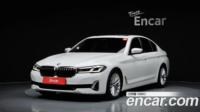 BMW 5-Series 520i Luxury