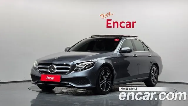 Mercedes-Benz E-Class E300 Avantgarde