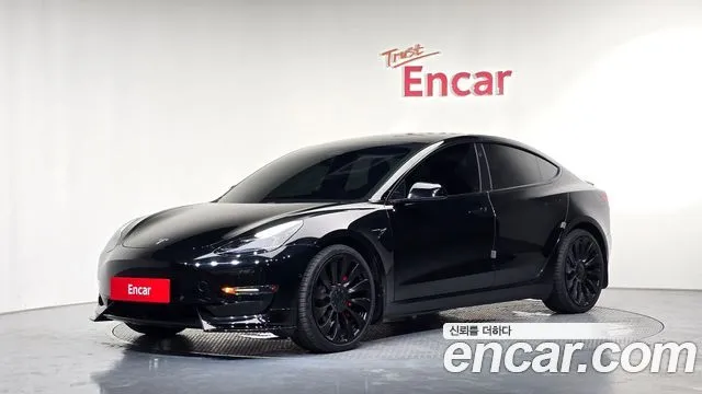 Tesla Model 3 Long Range AWD