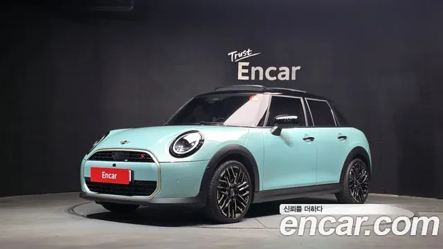 Mini Cooper 5 Door Favoured