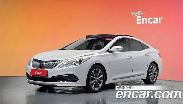 Hyundai Grandeur HG240 Modern