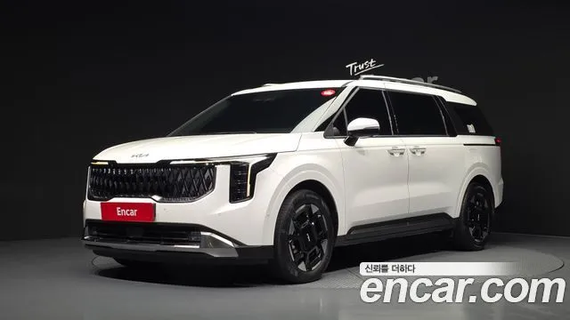 Kia Canival HEV 9seater Signature