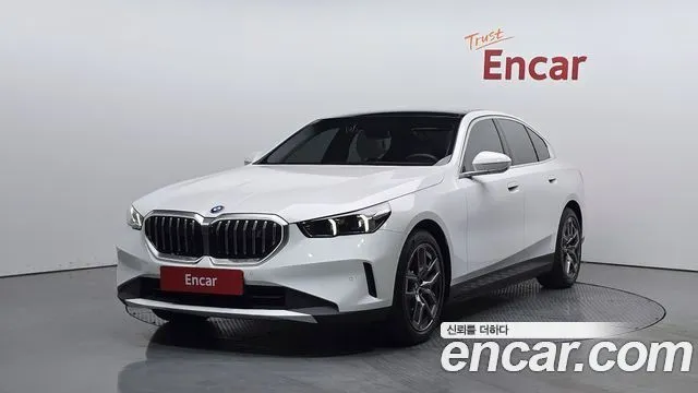 BMW i5 eDrive 40