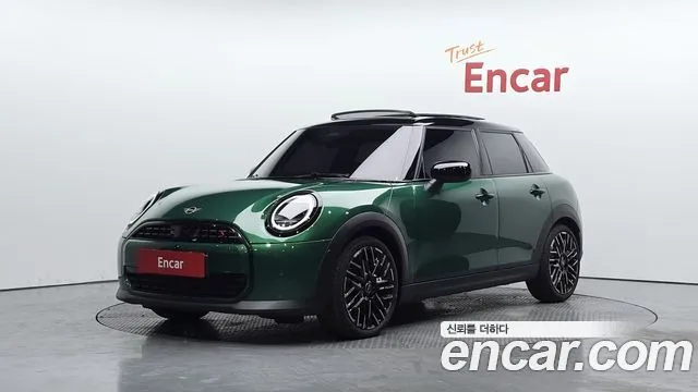 Mini Cooper 5 Door Favoured